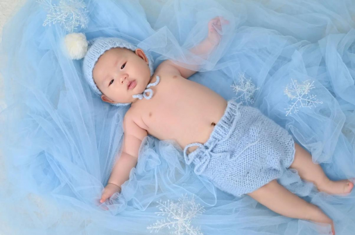 河南宝宝几个月会认人