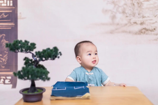 河南宝宝喉咙长泡发烧 河南宝宝喉咙长泡发烧